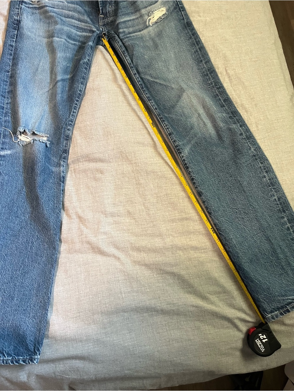 Men's AG ‘The Graduate’ tailored leg jeans. 31x32. Worn once. Paid $200. - Picture 11 of 12